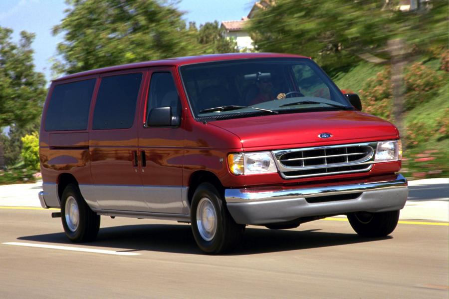  Ford Econoline 1997 года  (фото 11 из 44)